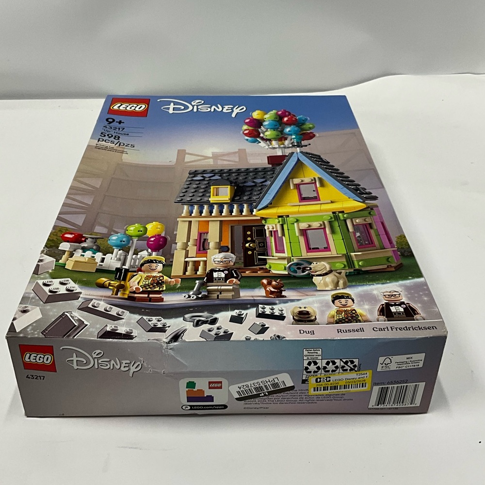 LEGO Disney and Pixar 'Up' House 43217 Disney 100 Celebration Factory Sealed NEW - Picture 2 of 5